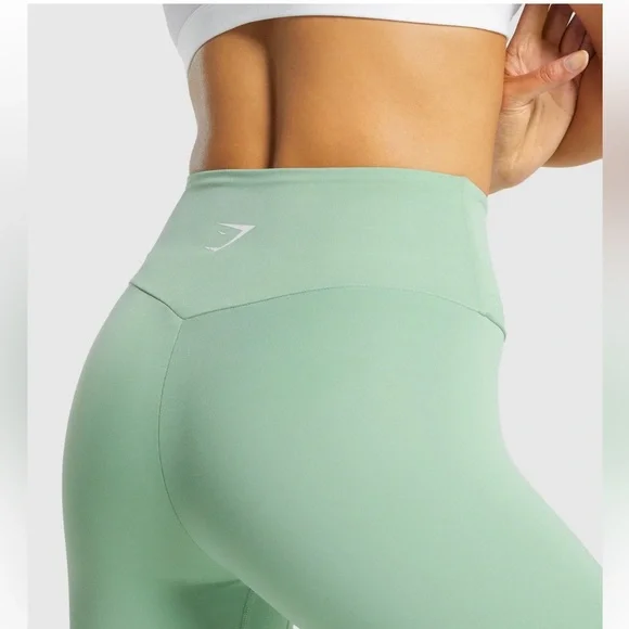 #276. Gymshark Training Leggings - Picture 10 of 16